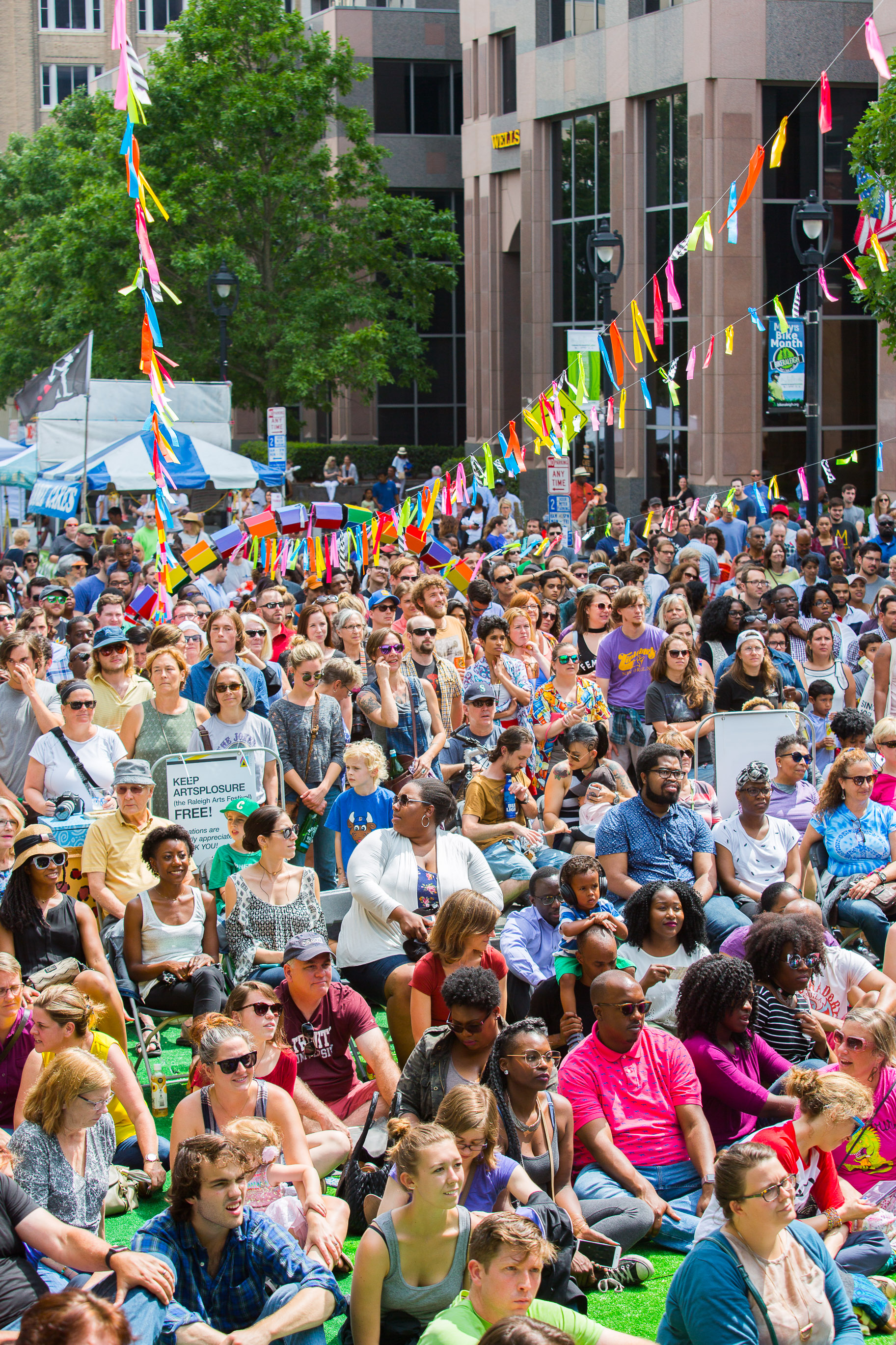 Crowd-Artsplosure-2017-21