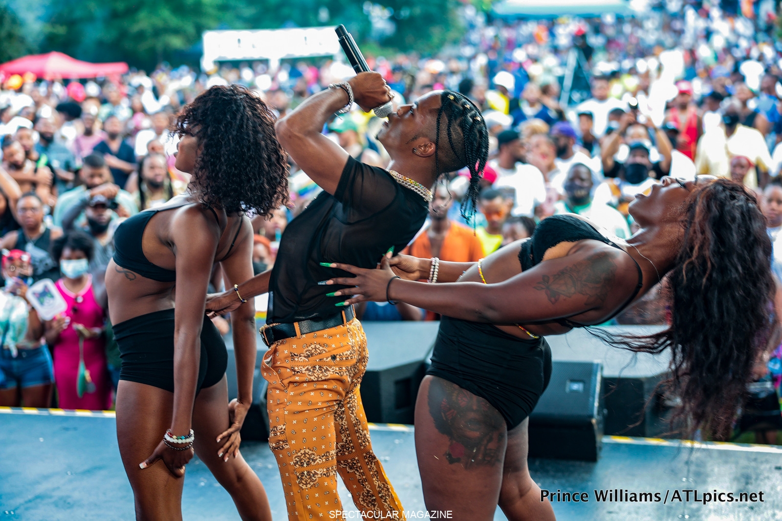 damez-performs-2