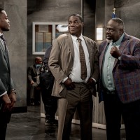 L-R: Jermaine Fowler as Jake, Tracy Morgan as Francois “Frank” Crutchfield  and Cedric the Entertainer as Calvin in Crutch, episode 1, season 1 streaming on Paramount+, 2025. Photo Credit: JoJo Whilden/Paramount+