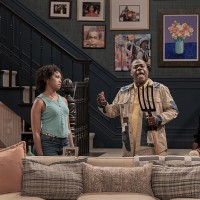 L-R: Jermaine Fowler as Jake, Adrianna Mitchell as Jamilah, Tracy Morgan as Francois “Frank” Crutchfield and Kecia Lewis as Antoinette in Crutch, episode 2, season 1 streaming on Paramount+, 2025. Photo Credit: JoJo Whilden/Paramount+