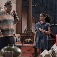 L-R: Tracy Morgan as Francois “Frank” Crutchfield, Braxton Paul as Lisa, and Finn Maloney as Mase in Crutch, episode 5, season 1 streaming on Paramount+, 2025. Photo Credit: JoJo Whilden/Paramount+