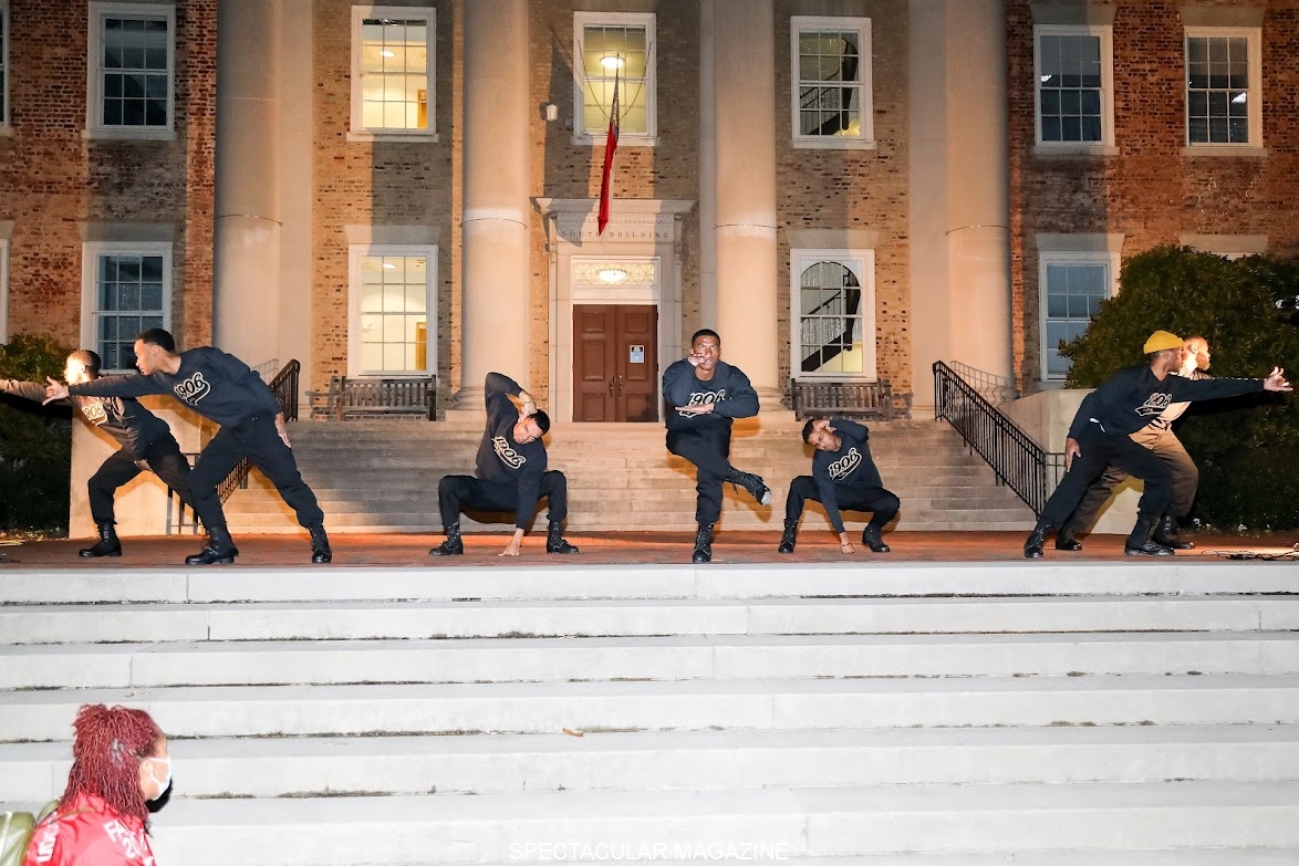 523A0777-Friday-on-the-Quad-Mu-Zeta-Chapter-of-Alpha-Phi-Alpha-4