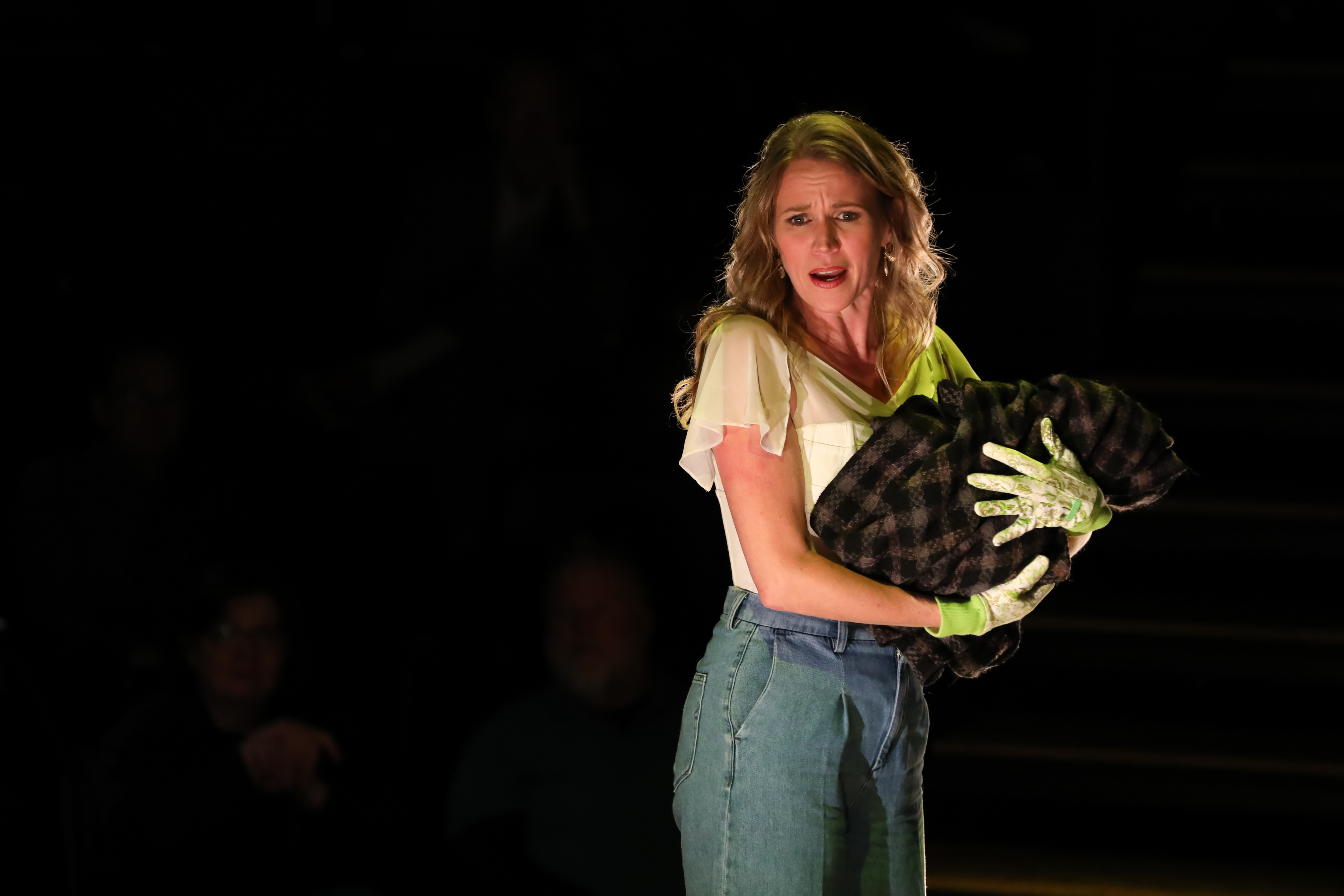 RAGTIME-04_Lauren-Kennedy-as-Mother_Directed-by-Zi-Alikhan_HuthPhoto